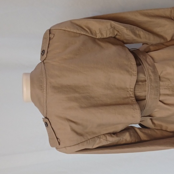 BANANA REPUBLIC pretty And Elegant Size S. Tan Trench Coat with Belt - Picture 8 of 15